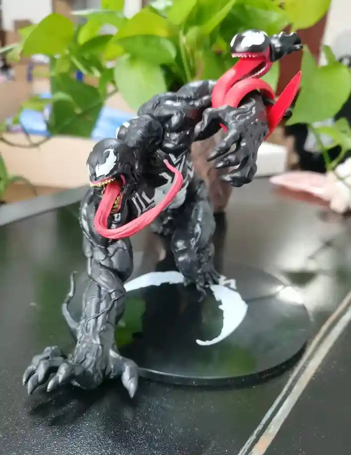 Figura de acción de juguete de Marvel Venom